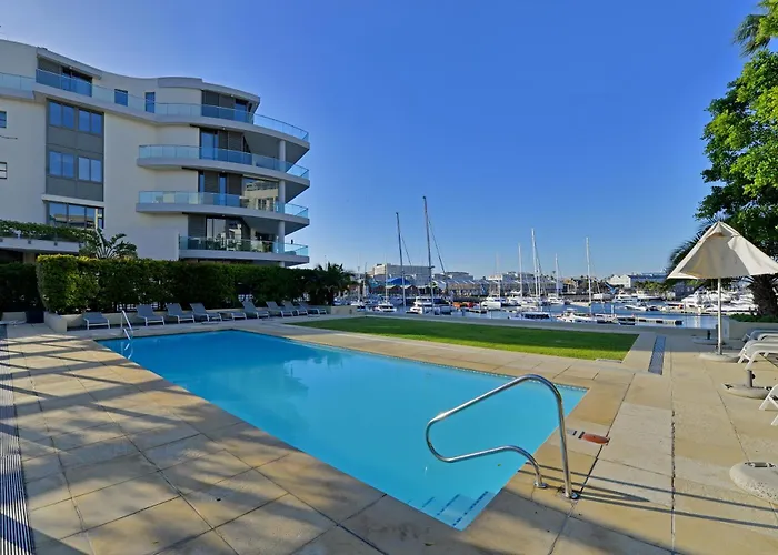 Marina 107